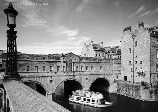 Bath Pulteney Bridge, Lamp and Boat, England