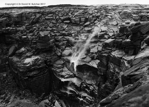 Kinder Downfall, Windy Day, Kinderscout, Hayfield, Peak District