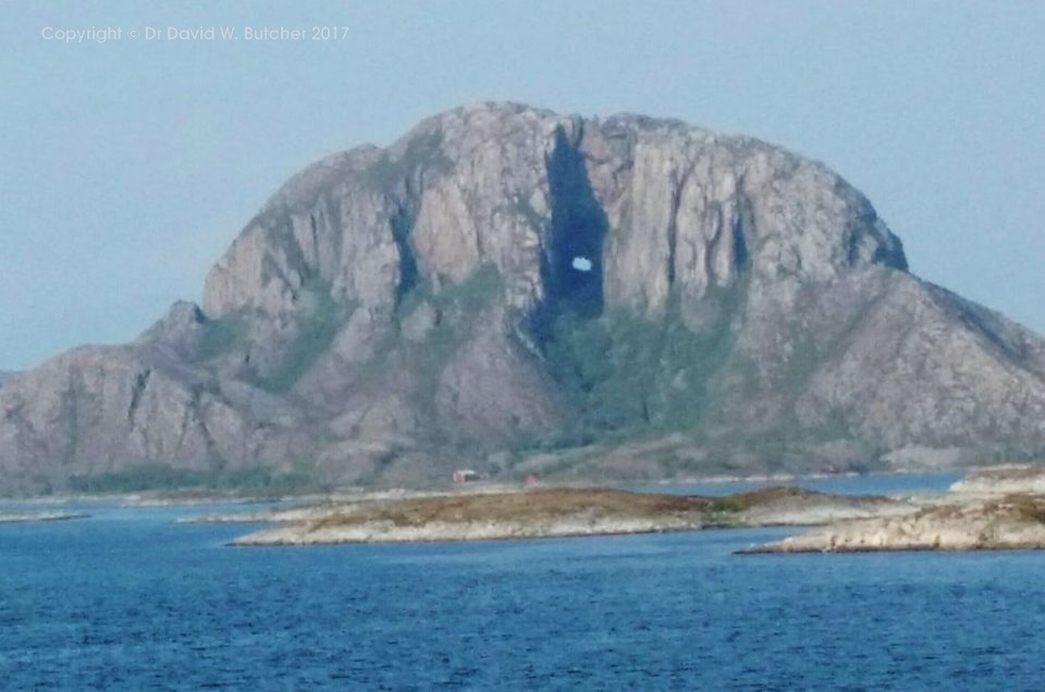 Norway Photo Trip, Torghatten