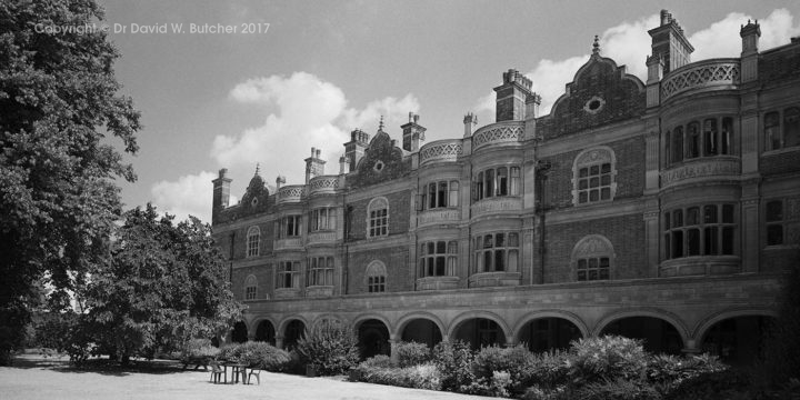 Cambridge Sidney Sussex College, Cloister Court Court, England