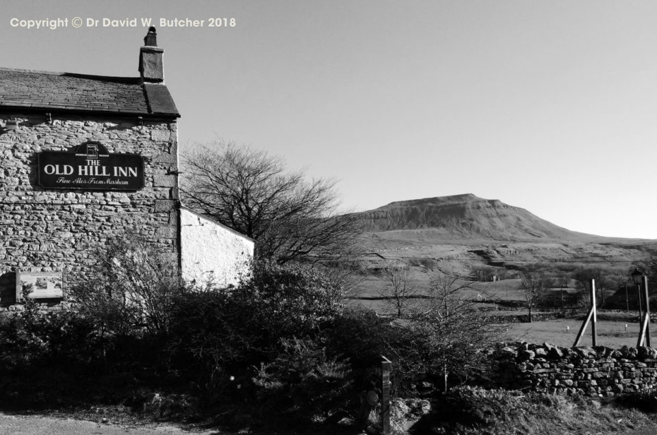 Dales Way Day 4 Variant Horton in Ribblesdale to Chapel le Dale