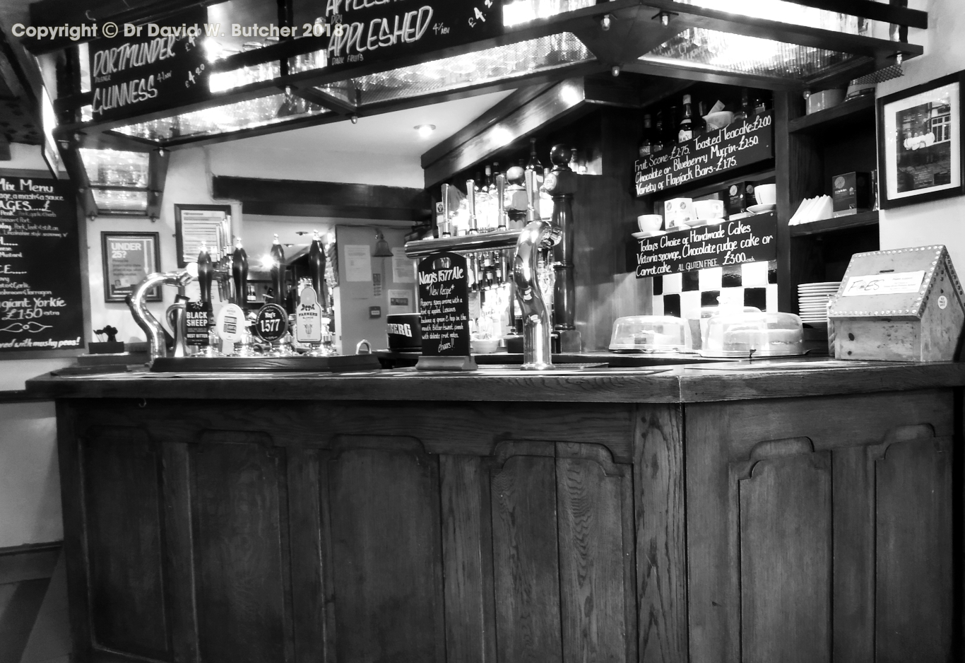 Edale Nags Head Bar