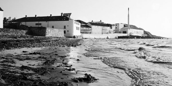 Bowmore Distillery, Islay