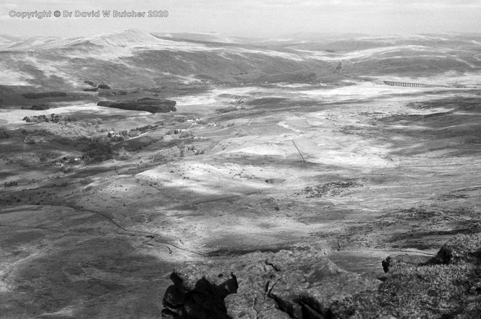 3 Peaks Dales Way Trek