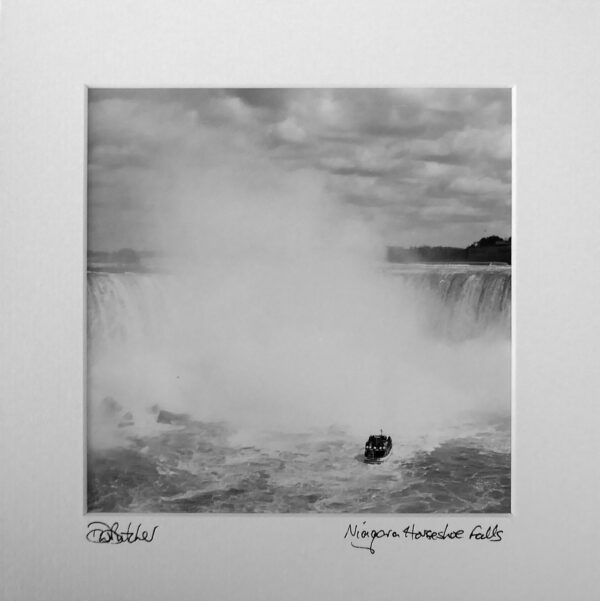 Horseshoe Falls Niagara, and Maid of the Mist, Ontario, Canada