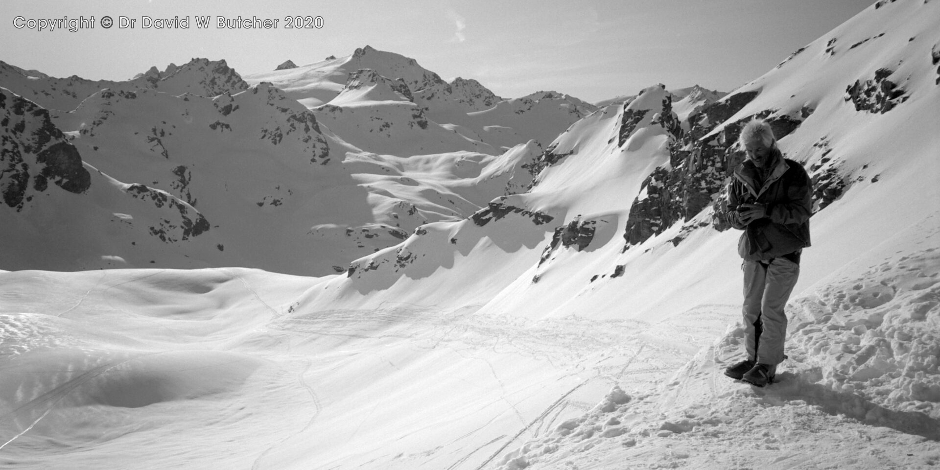 Our guide Jon de Montjoye on Col de la Chaux near Verbier, ski Haute Route Day 3