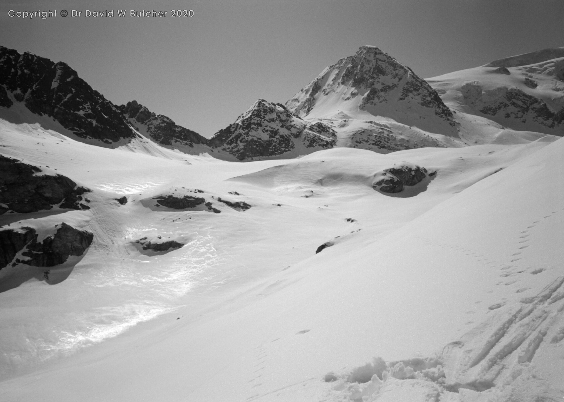 View near Tete Noire above Cabane des Dix, ski Haute Route day 4