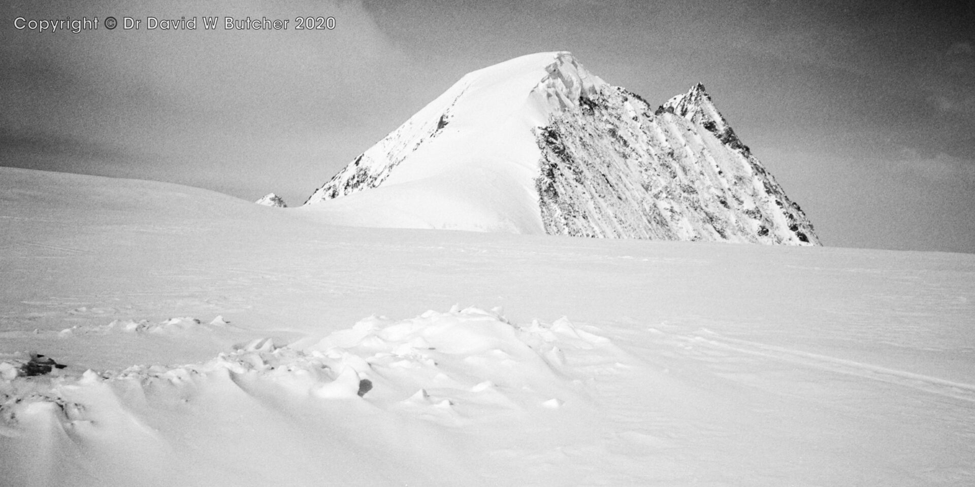 Mont Blanc de Cheilon from Glacier de Tsena Refien, ski Haute Route day 5