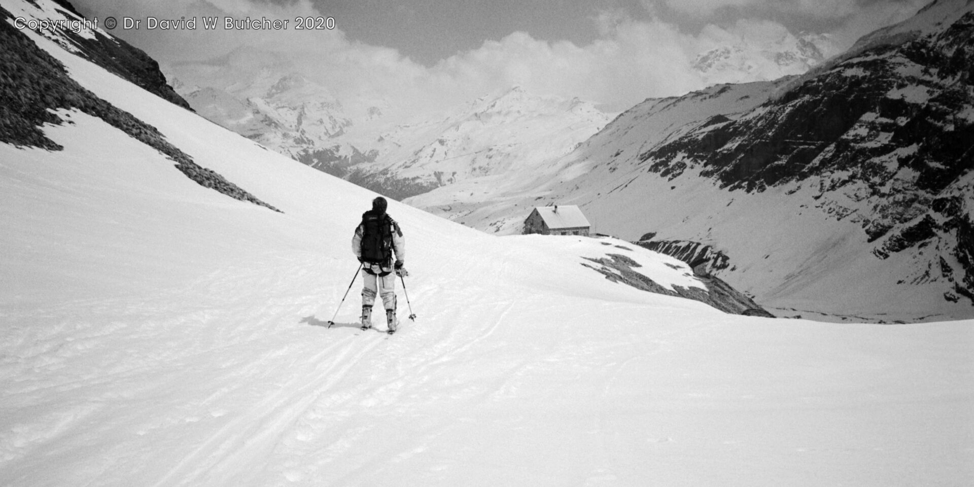 Approach to Schonbiel Hut, ski Haute Route day 6