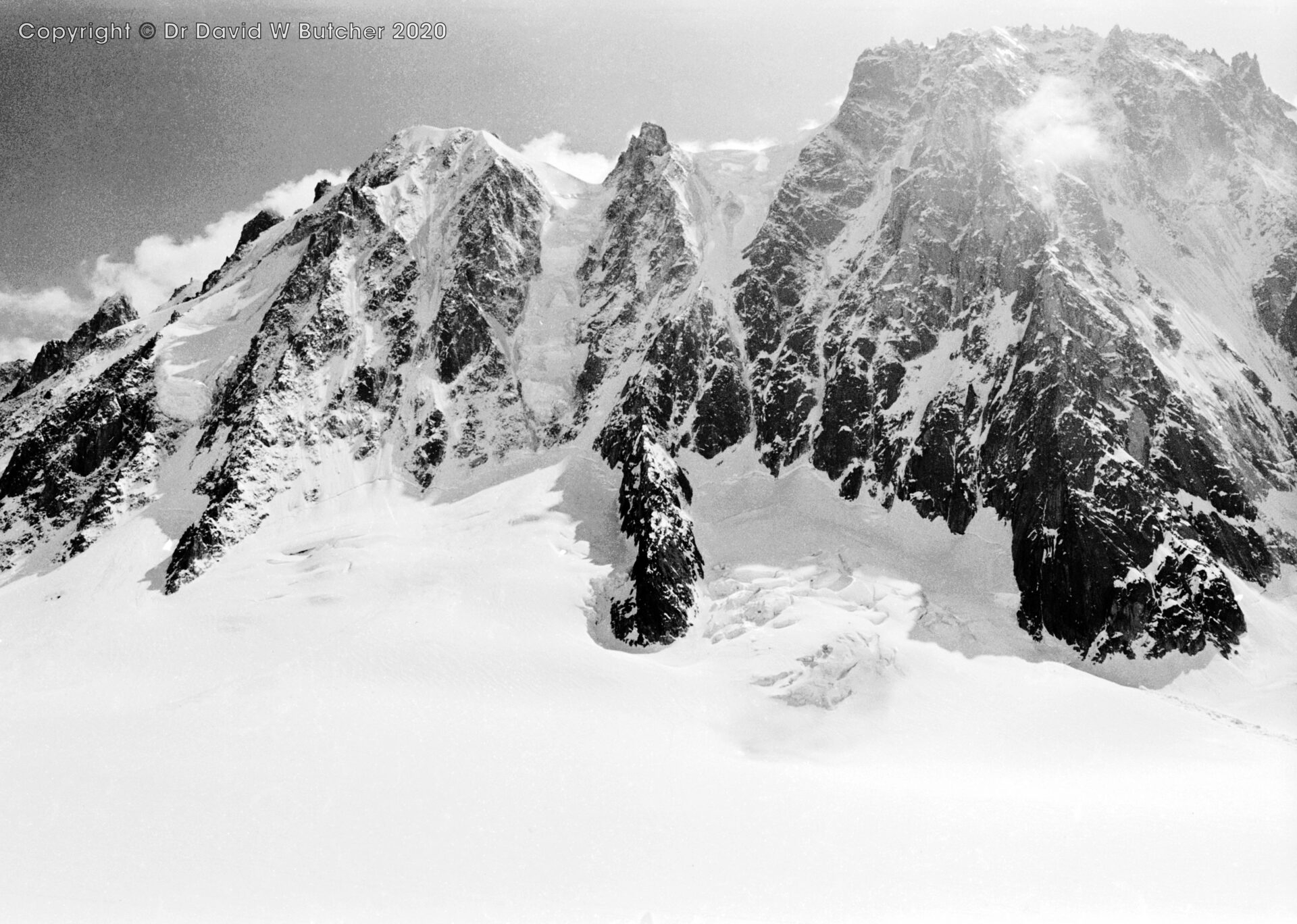 Agentiere Refuge view to Les Courtes (left) and Les Droites (right)